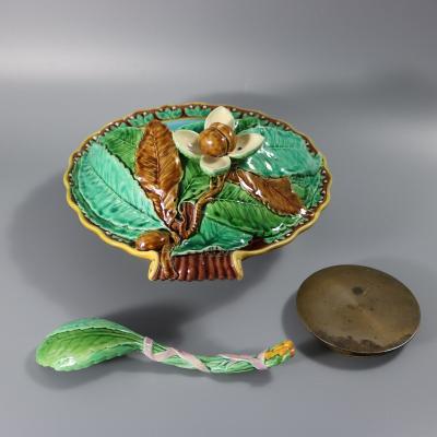 Minton Majolica Chestnut Server with Spoon