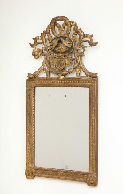 Mirror with lovebird crown