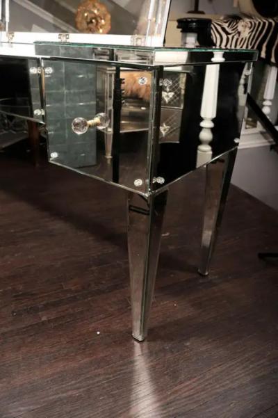 Mirrored Flip Top Vanity Desk