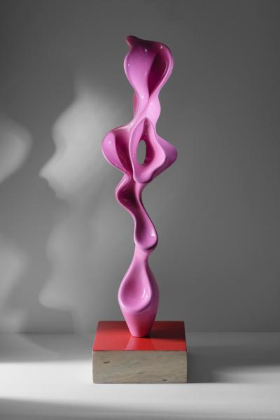 Misha Milovanovich Iwi Roze sculpture