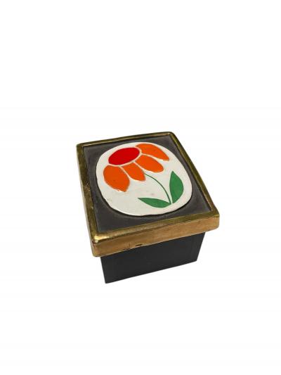 Mithe Espelt 1970s Studio pottery ceramic box by Mith Espelt