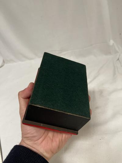 Mithe Espelt 1970s Studio pottery ceramic box by Mithe Espelt