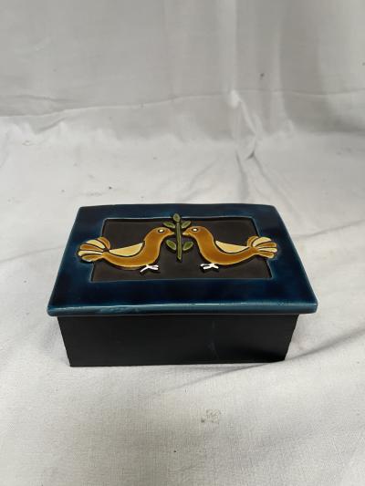 Mithe Espelt 1970s Studio pottery ceramic box by Mithe Espelt