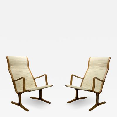 Mitsumasa Sugasawa Pair of Heron Chairs for Kosuga Japan