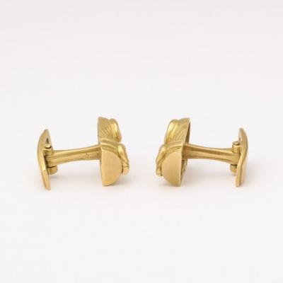 Modernist Cufflinks with Golden Retriever Canine Motif in 14 Carat Yellow Gold