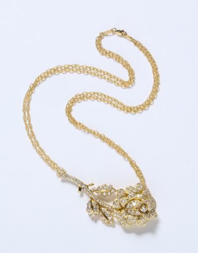 Modernist Stylized Rose Pendant Necklace with 3ct White Diamonds 18kt Gold