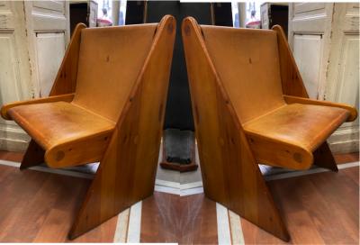 Modernist pure design pair of solid pine and leather pair of chairs