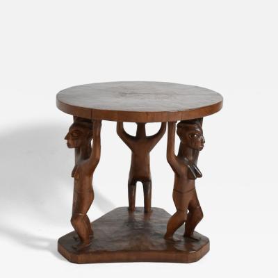 Monoxyl African pedestal round table 1960s 