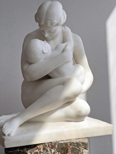Monsieur Vanet French Carrara Marble Sculpture 19th Century Nude Neoclassical Mother Child