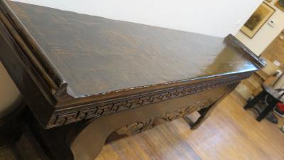 Monumental Dynasty Altar Table