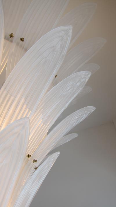 Monumental Hollywood Regency style Palm Leaves Glass Chandelier
