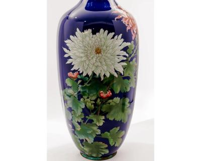Monumental Japanese Cloisonn Enamel Vase with Chrysanthemums Got Seizabur 