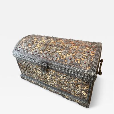 Moorish 1960s Trunk