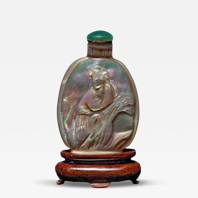 Mother of Pearl Snuff Bottle