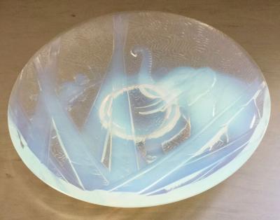 Muller Fr res M ller Freres Luneville Hunters Elephant Opalescent Glass Plate