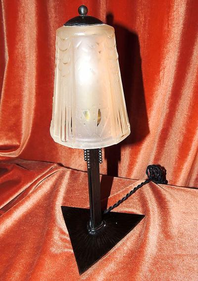 Muller Fr res Pair of Peach Art Deco Muller Glass and Iron Lamps