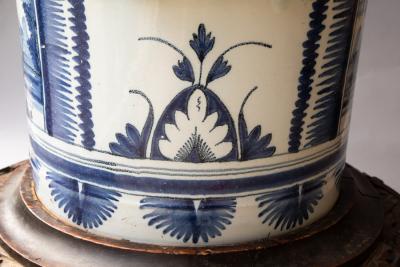 NEVERS 18TH CENTURY FA ENCE POT ORANGER