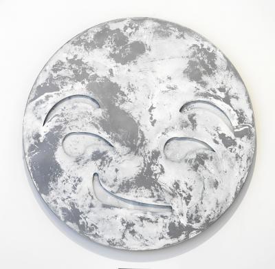 NICK MOSS Smirk Pale 2016