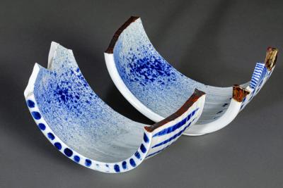 Nakashima Katsunori Pair of Japanese Blue and White Abstract Form Dishes by Nakashima Katsunori