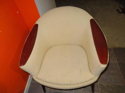 Nanna Ditzel Wonderful Pair Danish Scoop Lounge Chairs in the Style of Nanna Ditzel