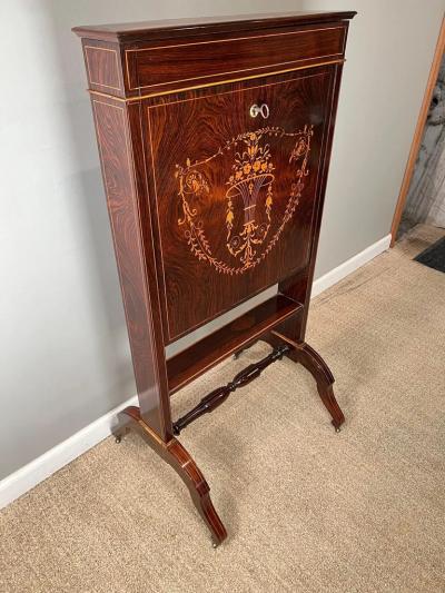 Napoleon III French Travel Fall Front Desk in Rosewood and Boxwood Veneer 1860s