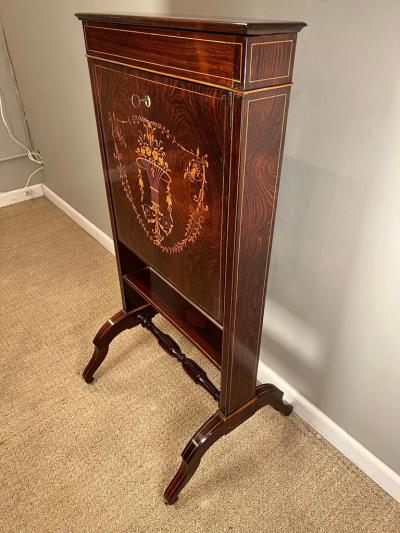 Napoleon III French Travel Fall Front Desk in Rosewood and Boxwood Veneer 1860s