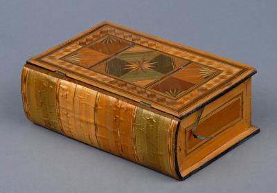 Napoleonic Prisoner of War Straw Work Box