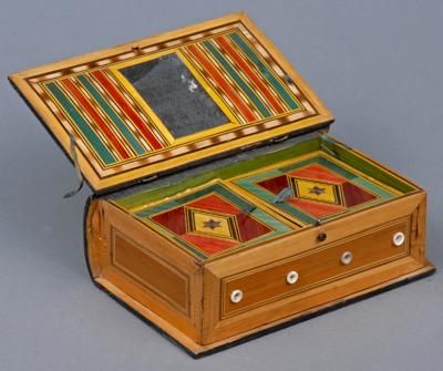 Napoleonic Prisoner of War Straw Work Box