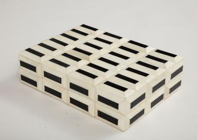 Natural Black 3D Bone Box 12x9