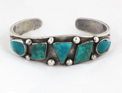 Navajo bracelet in Deco style