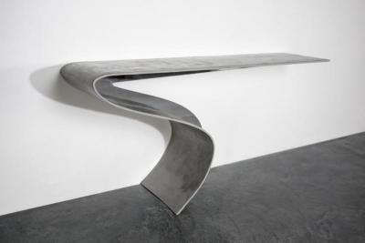 Neal Aronowitz Enso Table in Concrete Canvas and Mirror Polished Aluminum by Neal Aronowitz