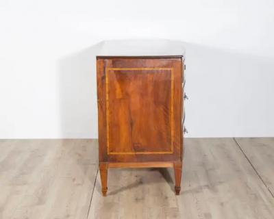 Neapolitan Chest of Drawers in Walnut with Plum Wood Inlay Italy 19th Century