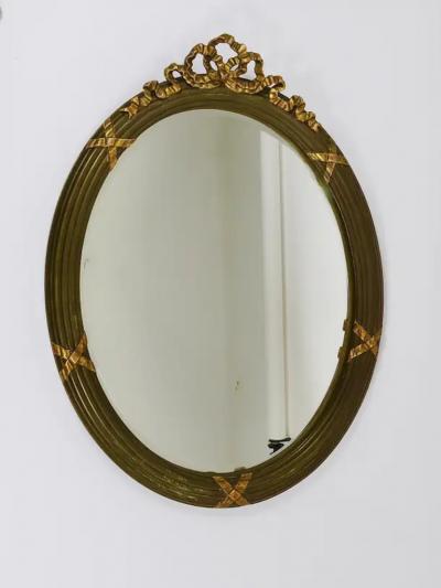 Neoclassical Oval Gilt Wood Gustavian Style Faceted Wall Mirror Italy 1900s