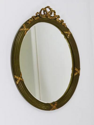 Neoclassical Oval Gilt Wood Gustavian Style Faceted Wall Mirror Italy 1900s