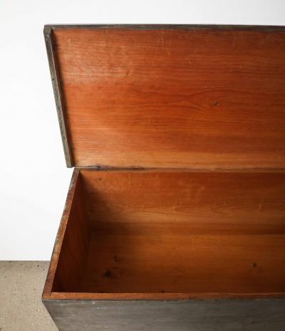 New England Lit Top Chest