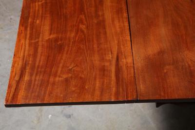 New England Mahogany Drop Leaf Table