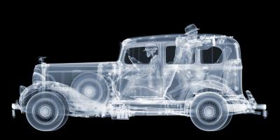 Nick Veasey 1930s Pontiac with Gangsters