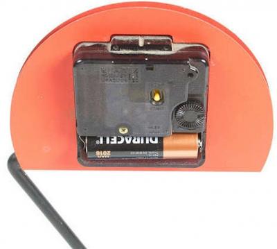 Nicolai Canetti MEMPHIS STYLE CONSTRUCTIVISM ALUMINIUM DESK CLOCK BY NICOLAI CANETTI