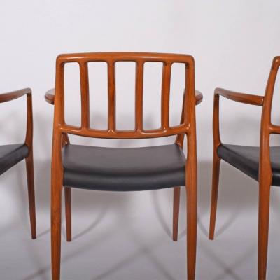 Niels M ller Set of Six Teak Armchairs Design by Niels O Moller