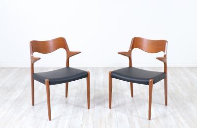 Niels Otto M ller Niels M ller Model 71 Leather Teak Arm Chairs for J L M llers