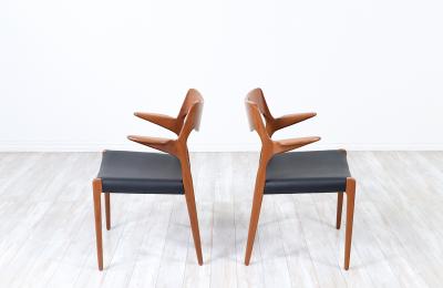 Niels Otto M ller Niels M ller Model 71 Leather Teak Arm Chairs for J L M llers