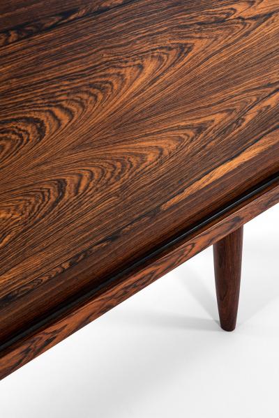 Niels Otto M ller Niels O M ller Sideboard Model No 20 Produced by J L M llers M belfabrik