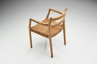 Niels Otto M ller Niels Otto M ller Model 67 Chair for J L M llers M belfabrik Denmark 1960s