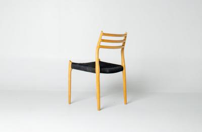 Niels Otto M ller Set of Ten Niels Otto M ller Model 78 and Model 62 Dining Chairs in Tiger Maple