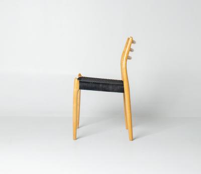 Niels Otto M ller Set of Ten Niels Otto M ller Model 78 and Model 62 Dining Chairs in Tiger Maple