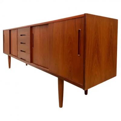 Nils Jonsson Mid century Scandinavian Modern Teak Credenza Nils Jonsson Troeds Sweden