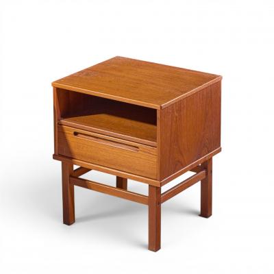 Nils Jonsson Nils Jonsson for T rring M belfabrik Mid Century Danish Teak Nightstands Pair