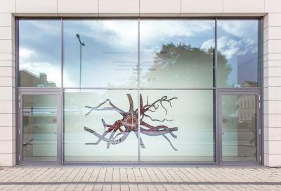 No mi Kiss NEURON wallpiece tapestry