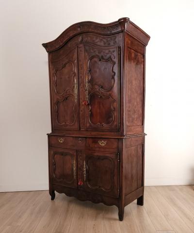 Normandy Walnut Buffet Deux Corps France circa 1780