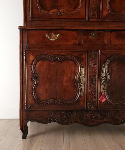 Normandy Walnut Buffet Deux Corps France circa 1780
